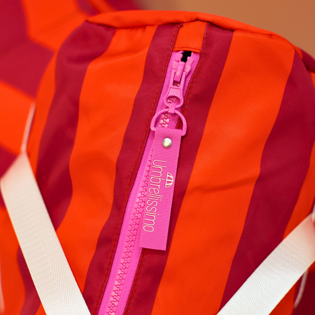 Pool Float | Red & Fuchsia